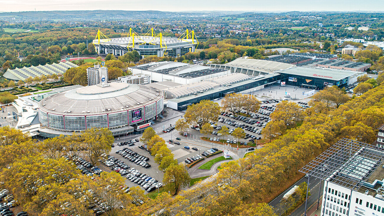 Luftaufnahme Westfalenhalle, Messe Dortmund mit Kongress Dortmund und Westfalenstadion