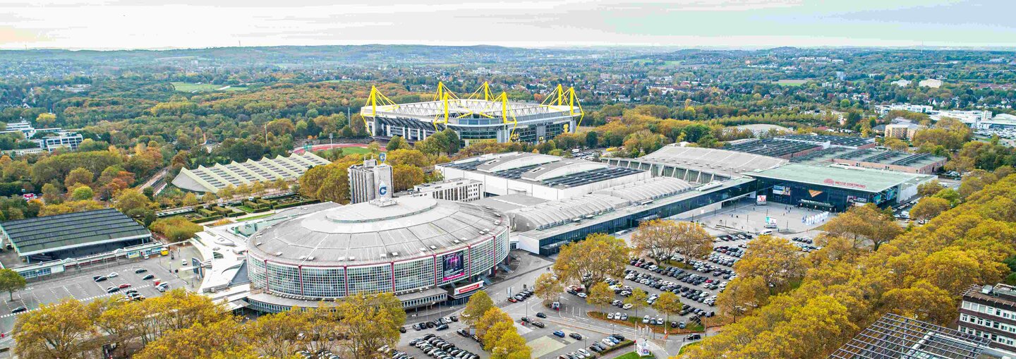 Westfalenhalle Dortmund - Luftbild von der Messe und dem Westfalenstadion