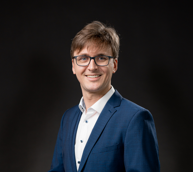 Robin Uhlenbruch - Press Officer / Marketing & Sales