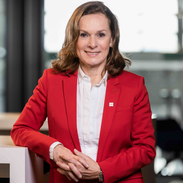 Sabine Loos, Chief Executive Officer